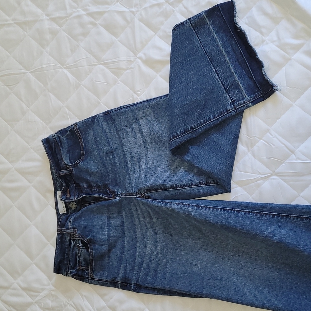 EUC cropped wide leg Jean